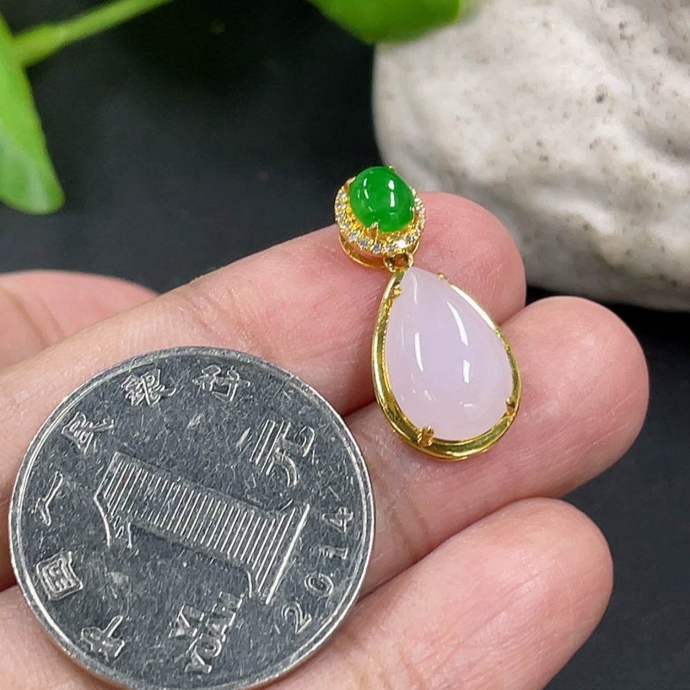 Jadeite Teardrop Pendant in 18K Gold with Diamond Accents