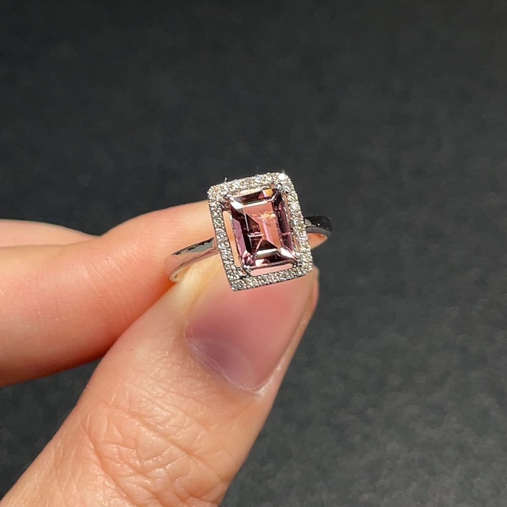 HKHQ gemstone tourmaline ring with diamond accents, 69% gold, size 12, approximately 2.43g, featuring colorful gemstone and sparkling diamonds.