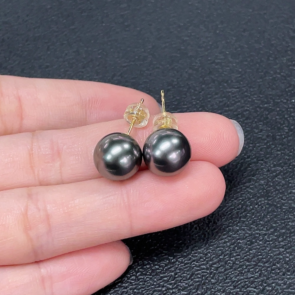HKHQ seawater pearl earrings with 18K gold, 10.4mm pearls, totaling approx. 3.71g, showcasing elegant pearl jewelry.