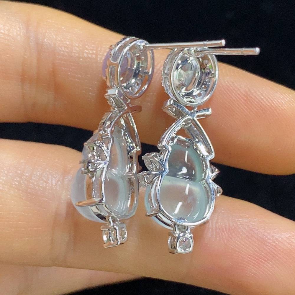 HUILIU HQ jadeite gourd earrings with inlaid diamonds in 18k gold, showcasing intricate craftsmanship and elegant design.