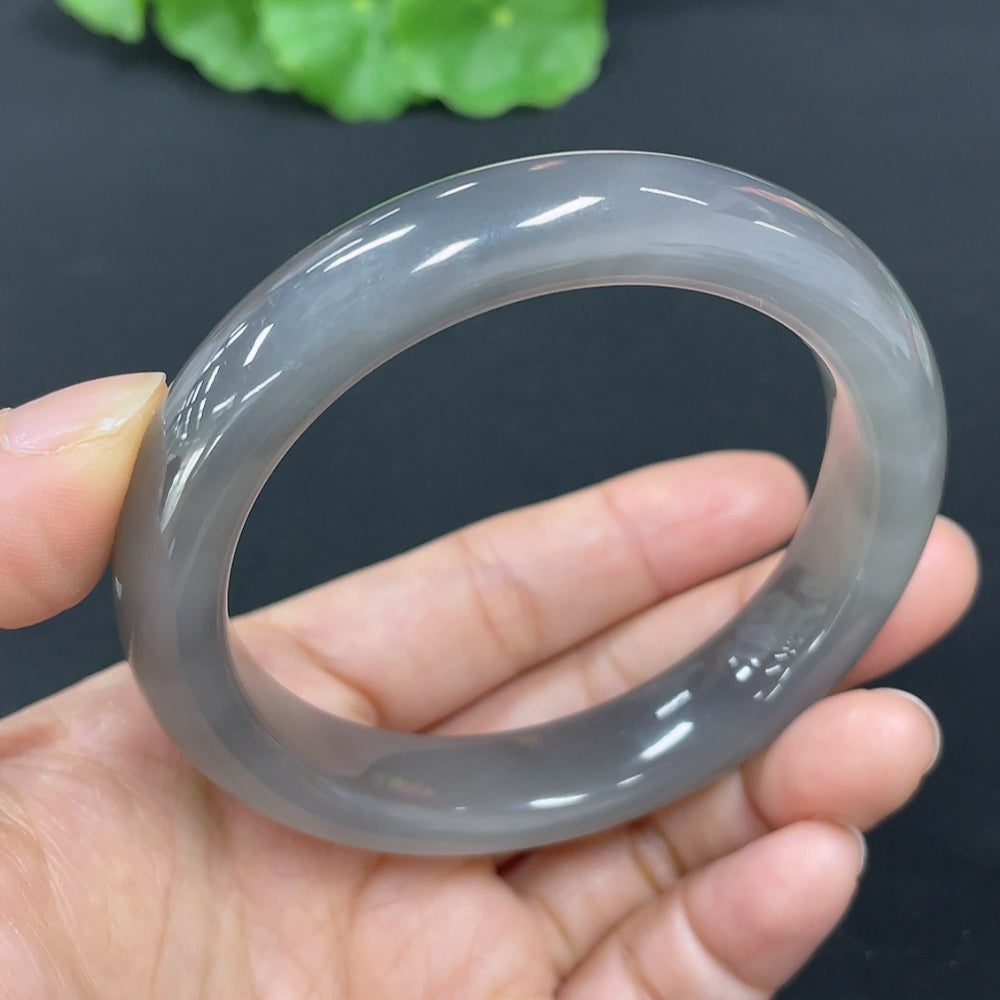 Hetian Jade Round Bracelet Size 56.3 Total Weight Approx. 51.5g