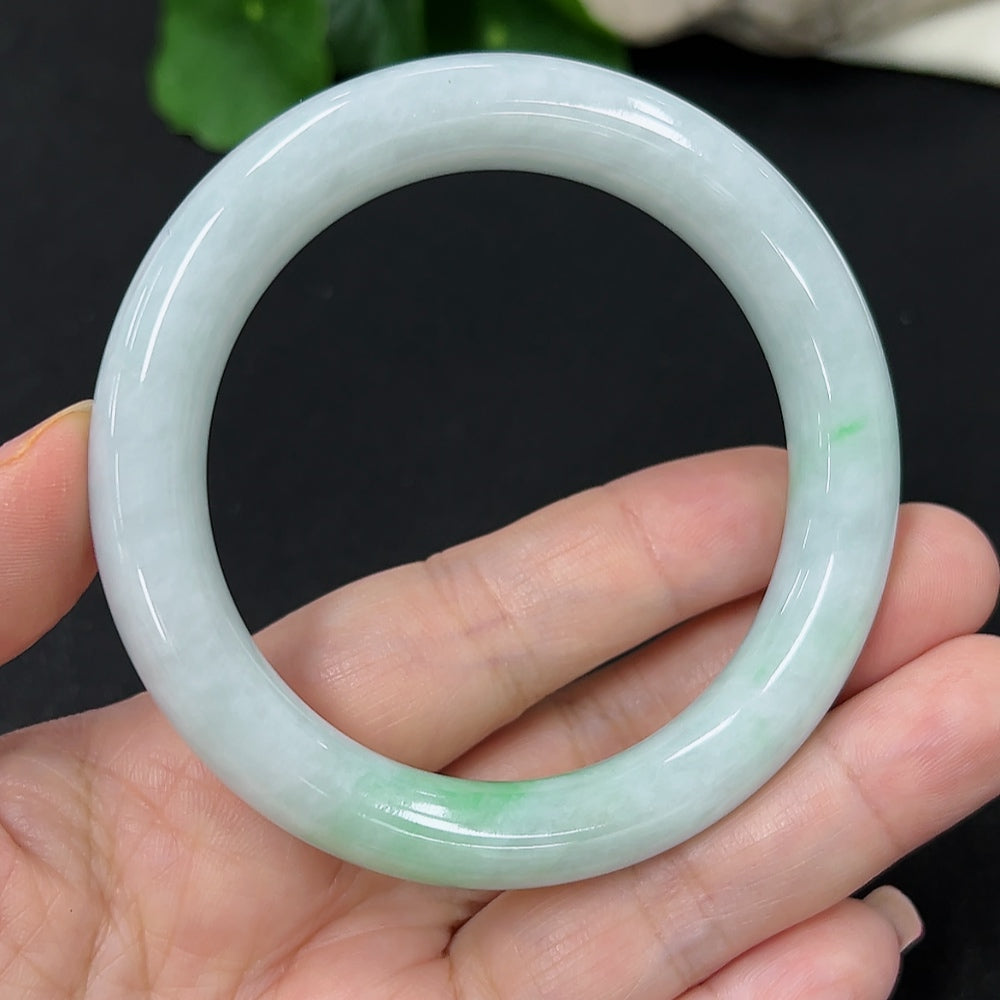 HKHQ jadeite round bangle in size 55, 58.4g, showcasing smooth, polished green jadeite bracelet with a sleek, rounded design.