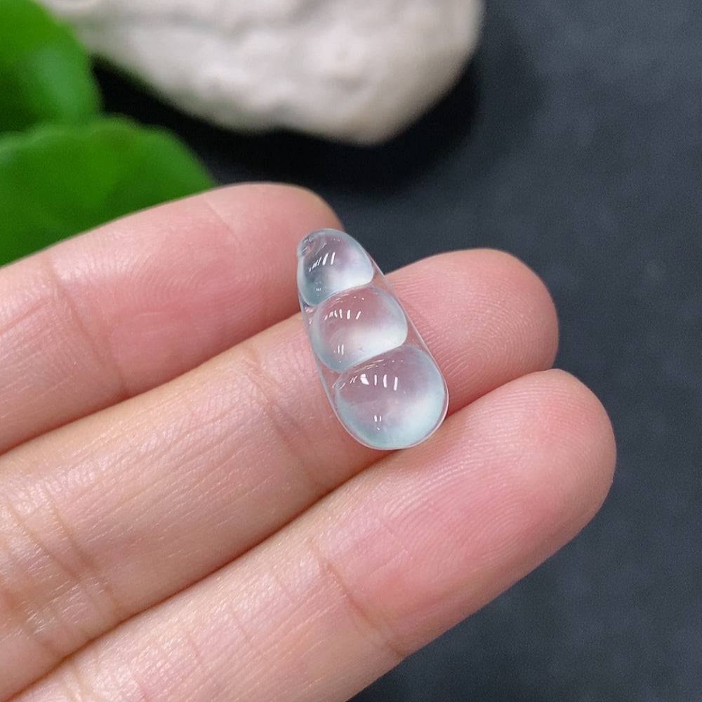 Jadeite inlaid Fu Dou pendant with intricate design, weighing approximately 0.77g, crafted by HUILIU HQ.