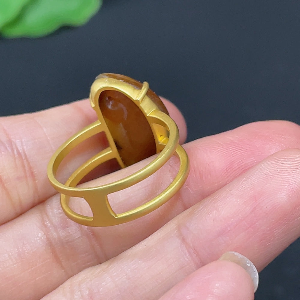 HKHQ Hetian Jade auspicious beast inlaid ring featuring intricate carvings and polished jade in a detailed jewelry design