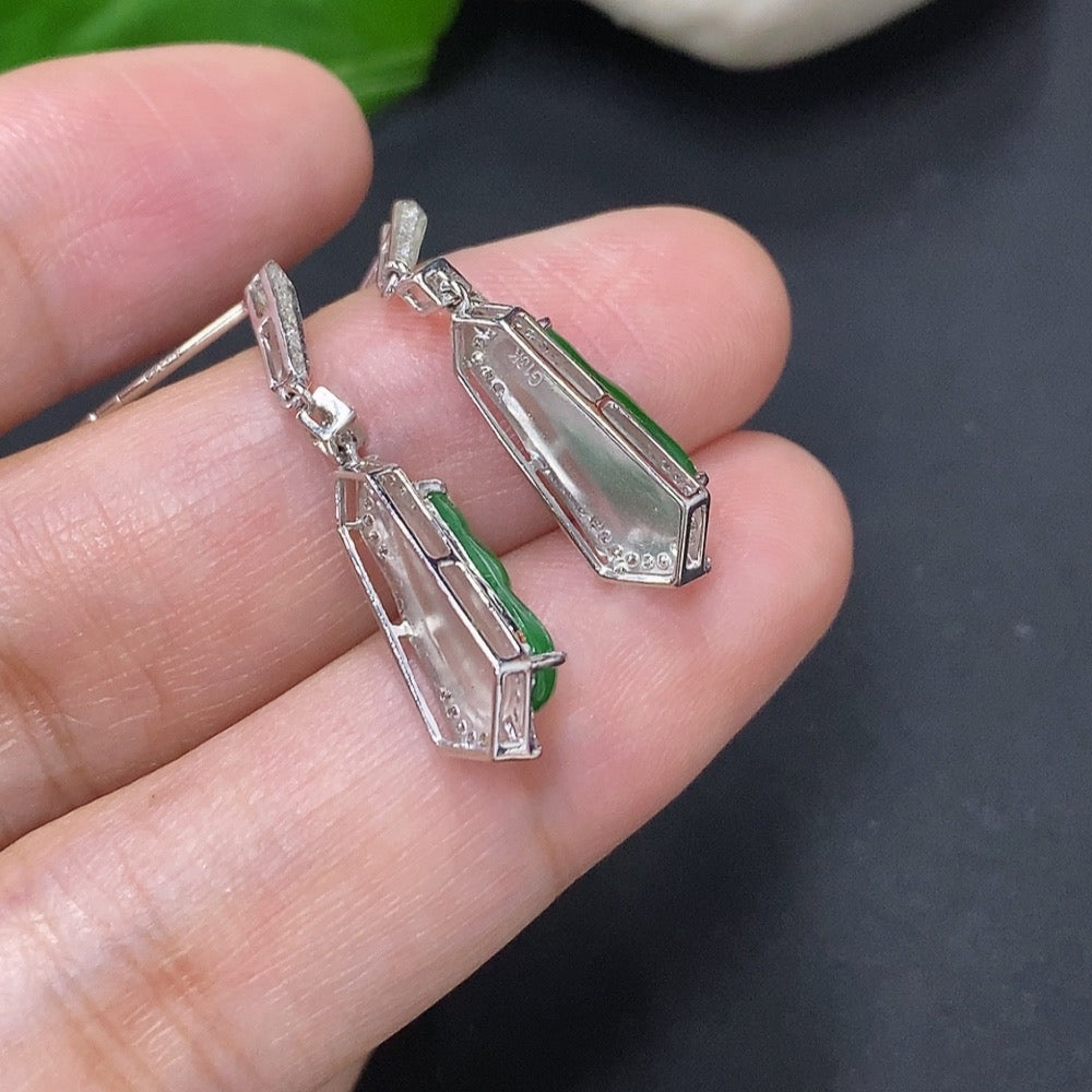 Jadeite Lucky Bean Earrings with 18K Gold Mounting, Total Weight Approx. 2.3g (Accented with Diamonds)