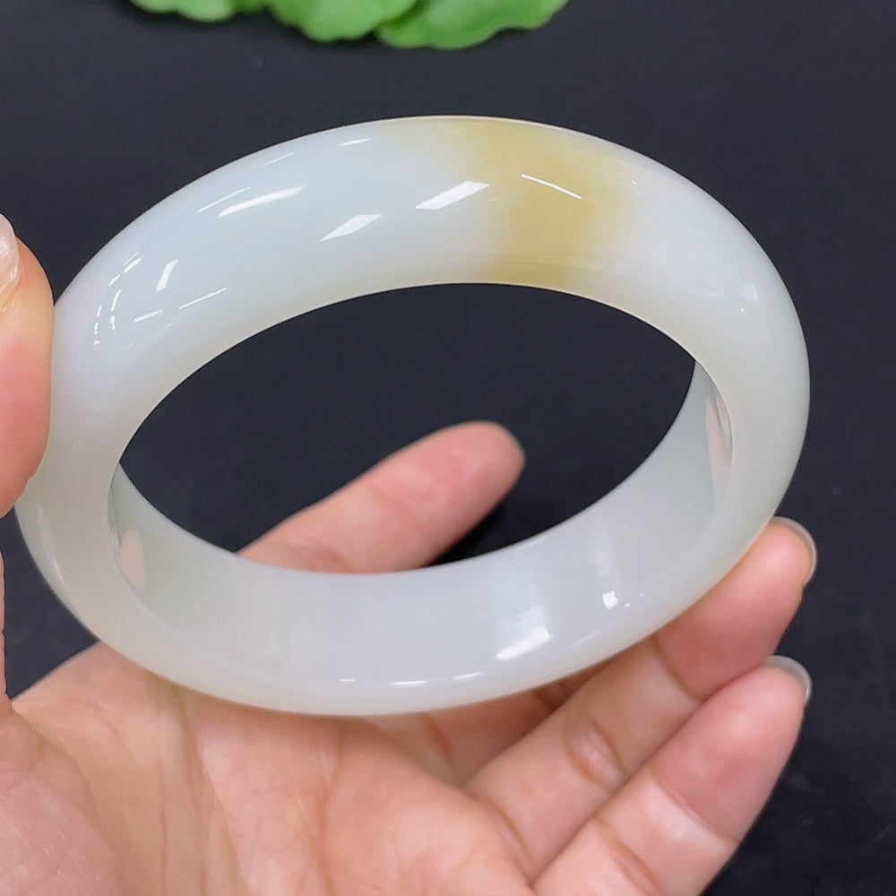 Hetian Jade Round Bangle