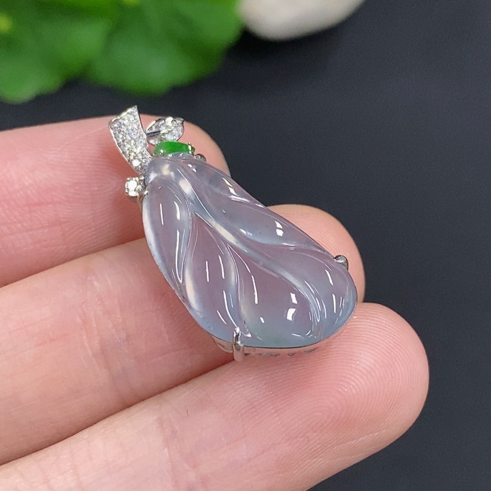 Jadeite Leaf Pendant 18k Gold Total Weight Approx. 2.6g With Diamond Accents