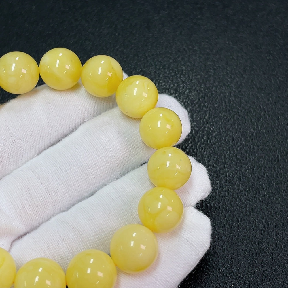 Amber Beeswax Bracelet, total weight approx. 20.48g, size about 13mm