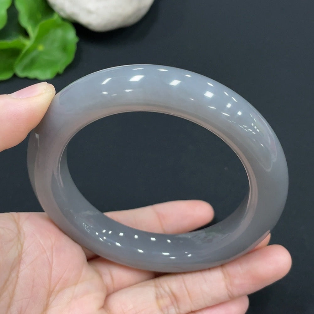 Hetian Jade Round Bracelet . | Huiliu Certified