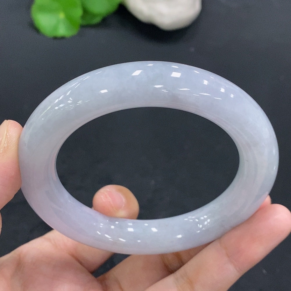 Jadeite Round Bangle Size 57.3