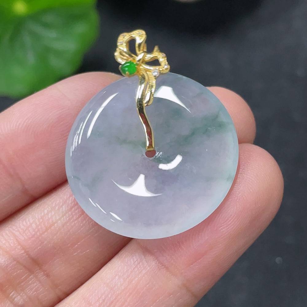 Jadeite Peace Knot pendant with 18k gold clasp, handcrafted jade jewelry, weighs approximately 5.22g, non-diamond design.