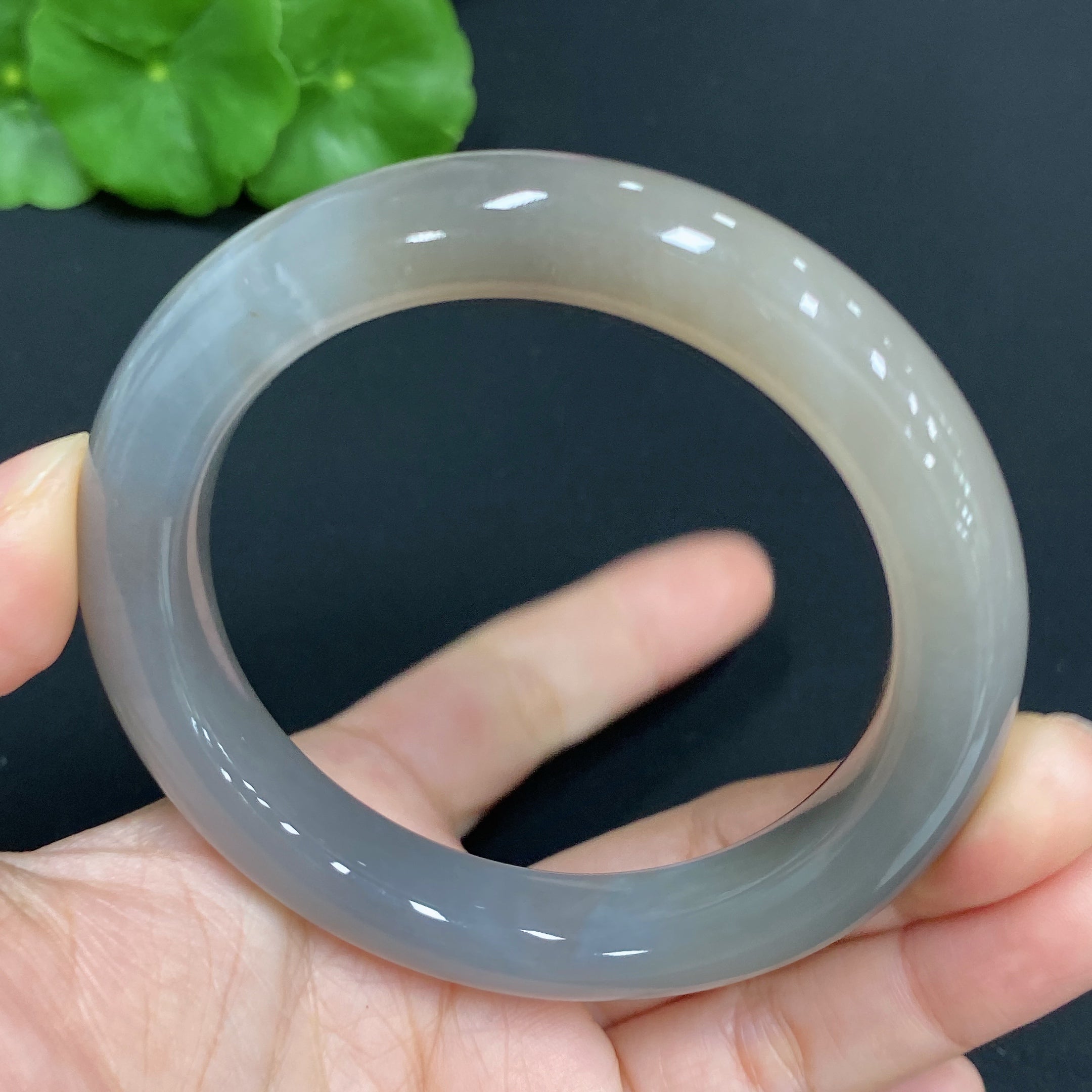 Hetian Jade Round Bangle Size 56.7 Total Weight Approx. 58.3g