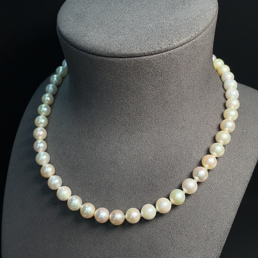 Seawater Pearl Strand Non-Gold Setting Approx. 8.3mm Total Weight About 44.23g Color Origin Undetermined