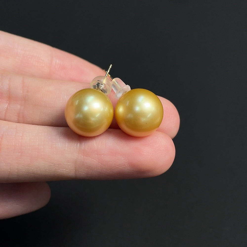 Seawater Pearl Earrings, Color Origin Undetermined, Approximately, Size About 11.7mm | Huiliu Certified