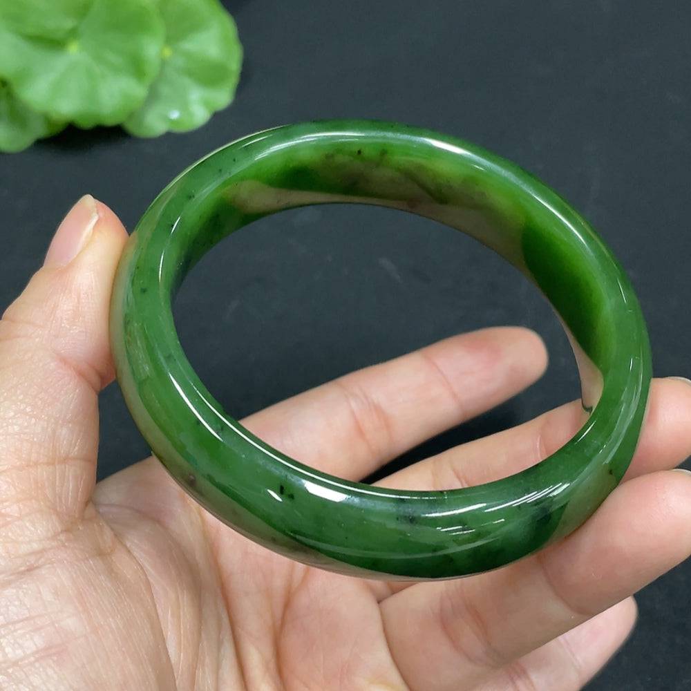 Hetian Jade Jasper round bracelet with 59.1cm length and 61.4g weight, featuring smooth, polished jade stones from HUILIU HQ.