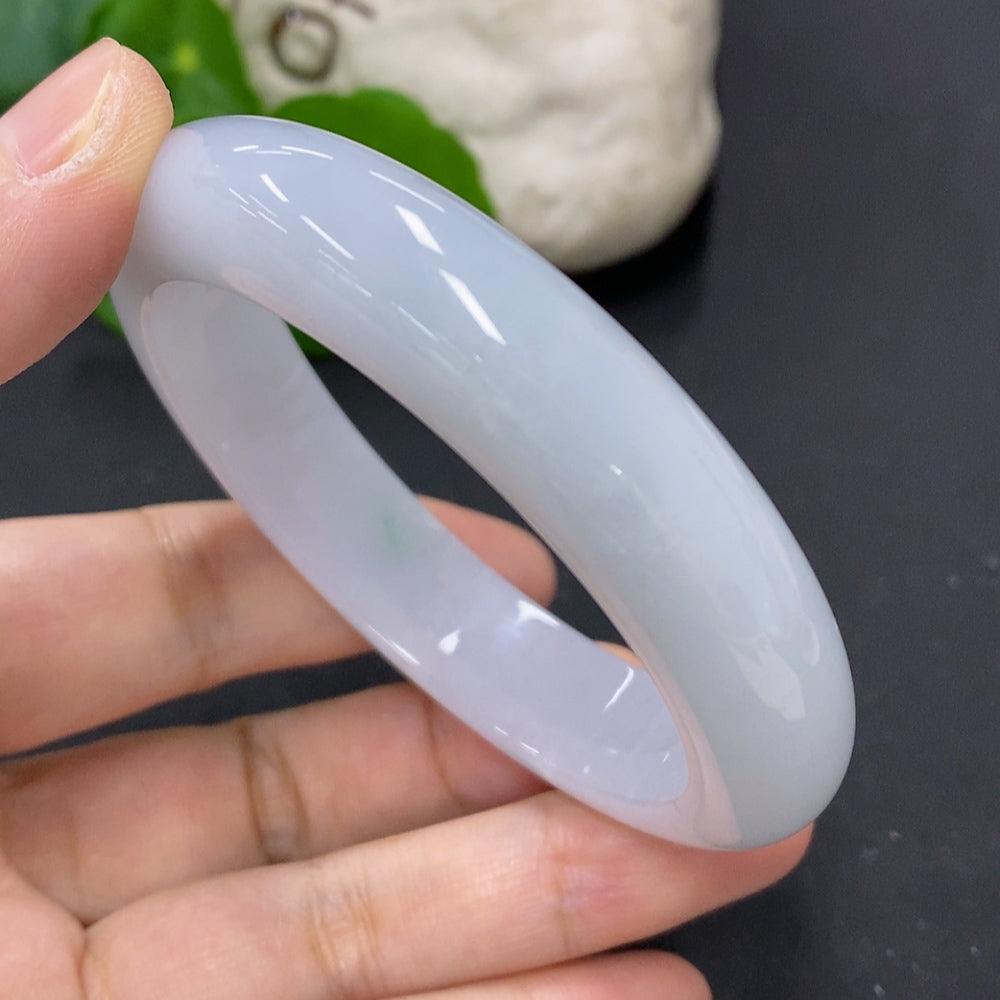 Jadeite Round Bangle