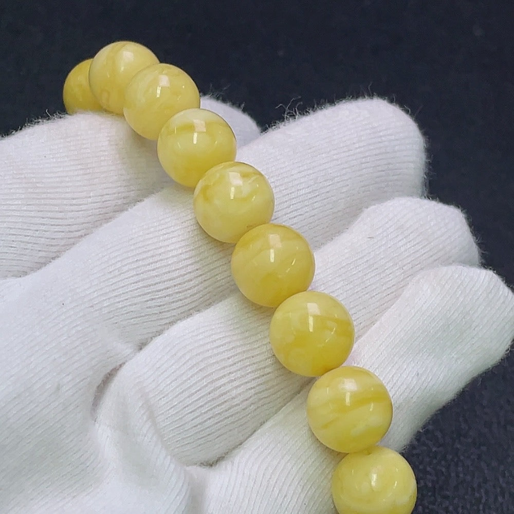 Amber Beeswax Bracelet, Total Weight Approx. 13.72g, Size About 10.6mm