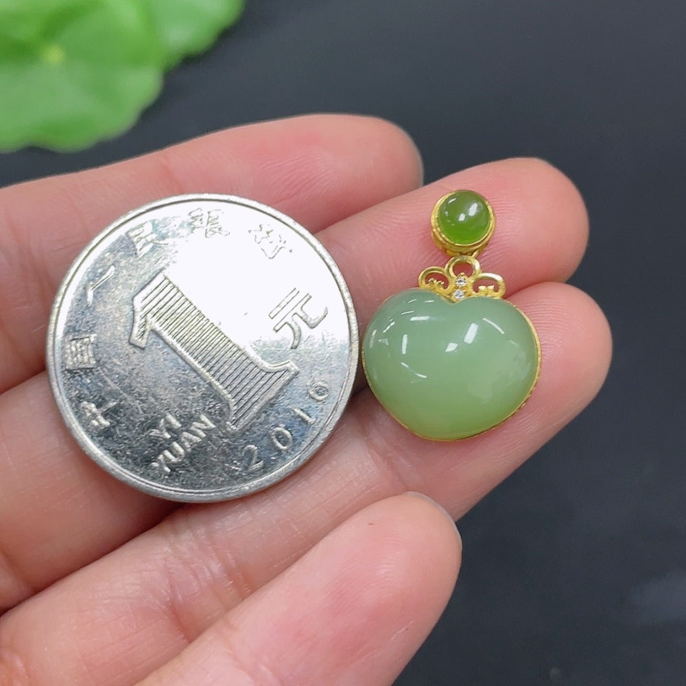 Hetian Jade Jasper Inlaid Pendant 18k Gold Total Weight Approx. 2g Non-Diamond