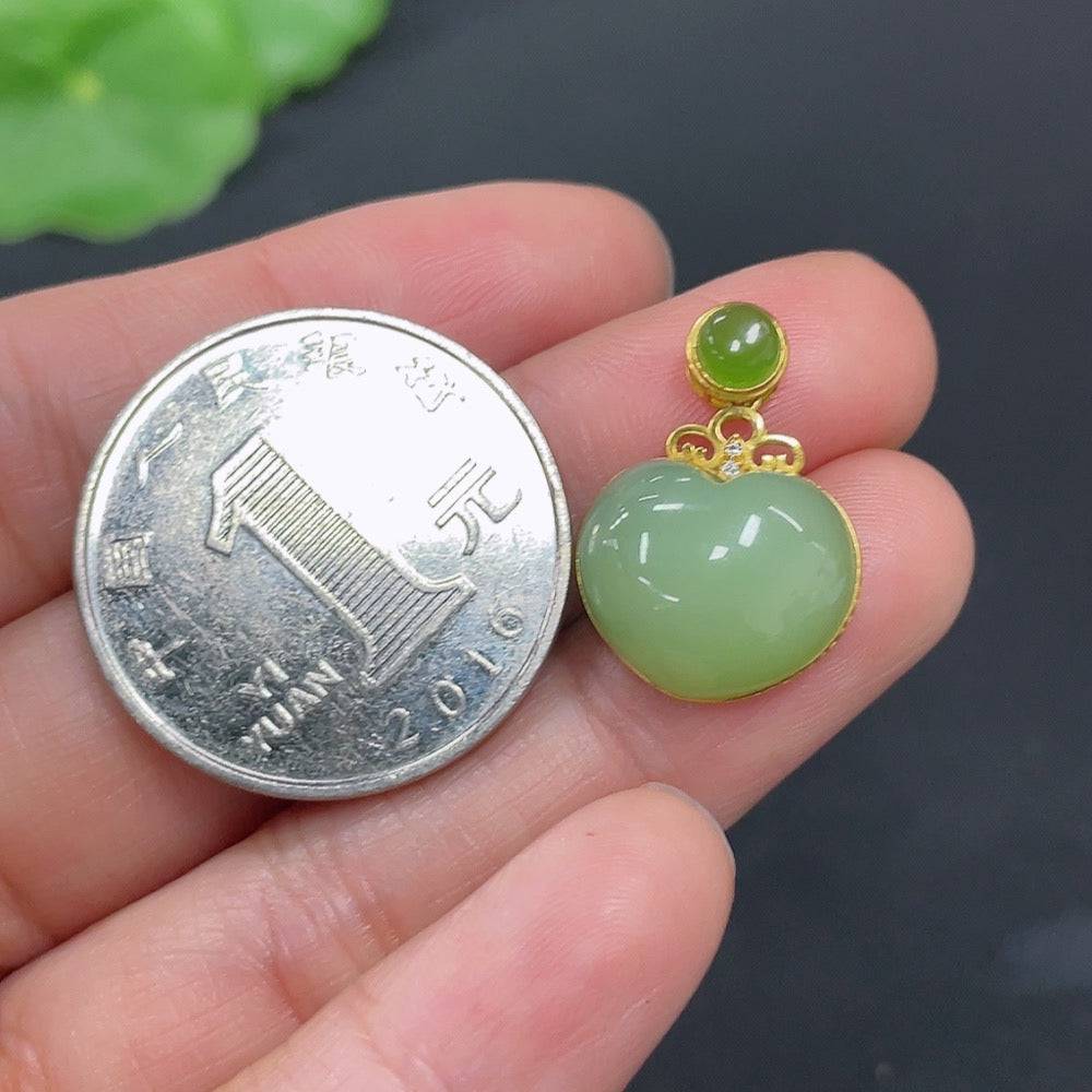 Huiliu Hetian Jade Jasper inlaid pendant featuring natural jade and jasper stones, certified by HUILIU HQ.