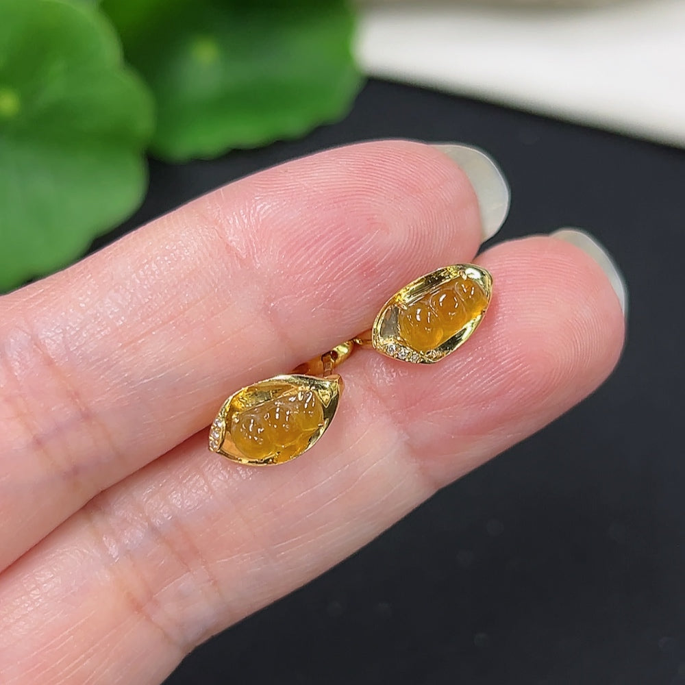 Jadeite earrings pair with 18K gold