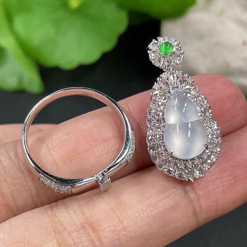 Jadeite Gourd Inlaid Pendant Ring Dual-purpose Style, 18K Gold Inlaid with Diamond