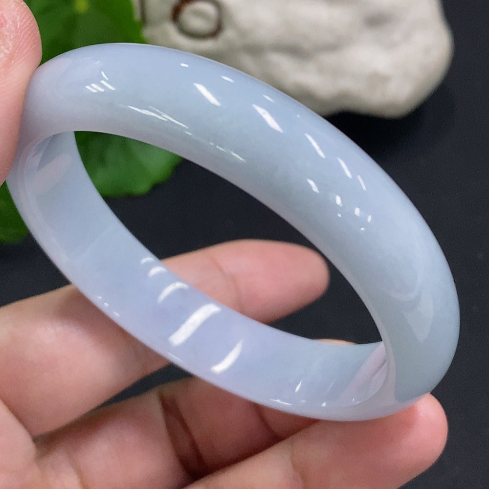Jadeite round bracelet size 53.8 total weight approx. 40.9g