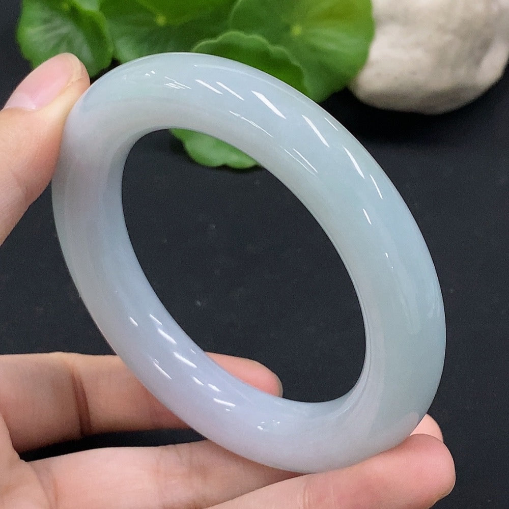 Jadeite round bangle . | Huiliu Certified