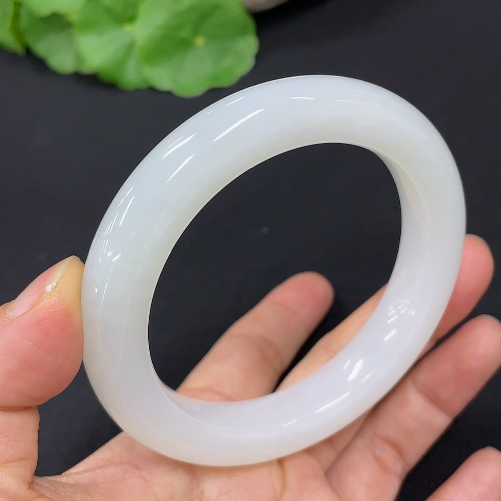 Hetian Jade Round Bracelet Size 56.5 Total Weight Approx. 63.7g