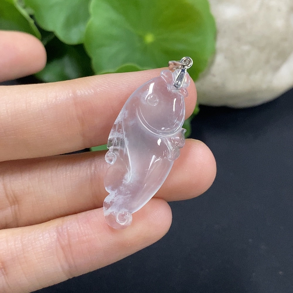 Jadeite Fish Pendant Without Stamp, Gold Content 69%, Total Weight Approx. 3.48g