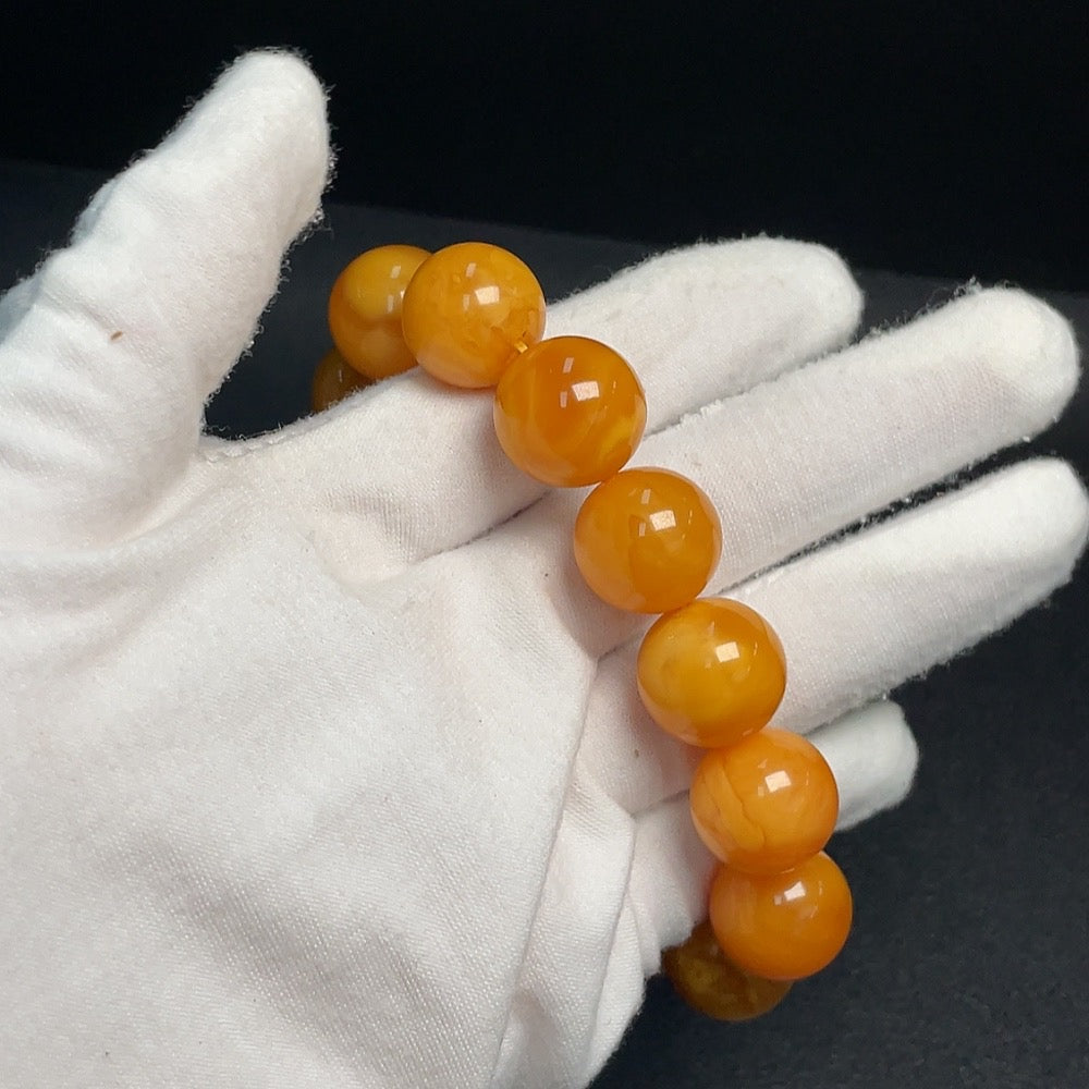 Amber Beeswax Bracelet Total Weight Approx. 30.46g Size About 15.8mm