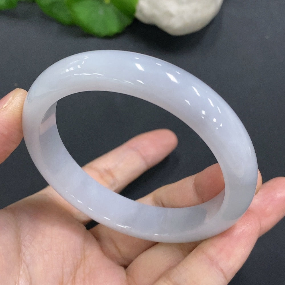 Jadeite Regular Bangle Size 57.7