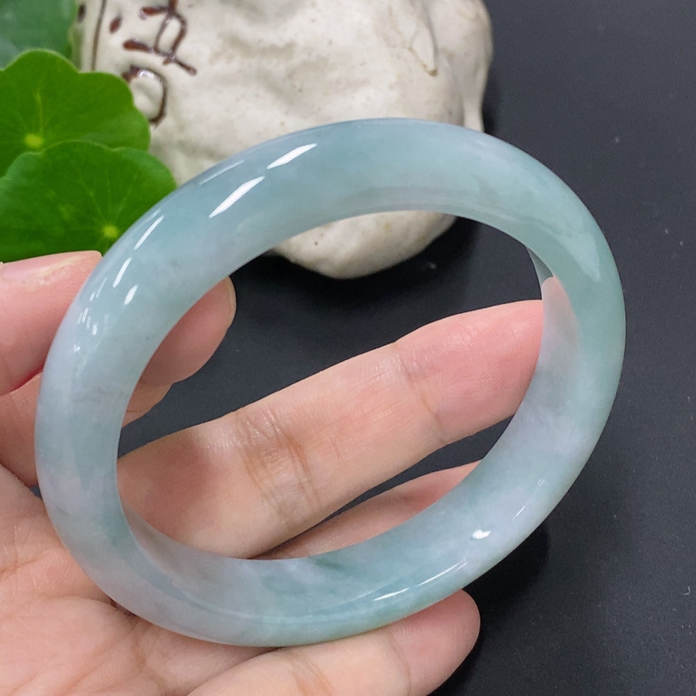 Jadeite Round Bangle