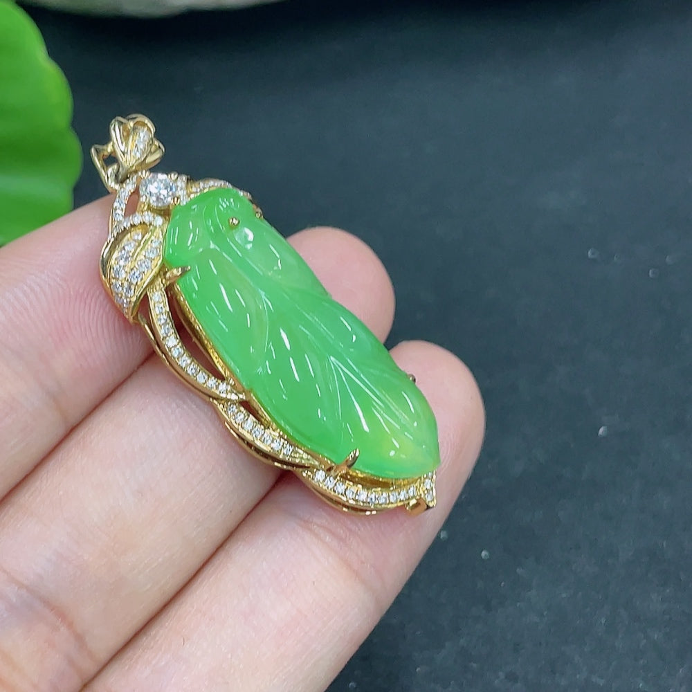 Jadeite Leaf Inlaid Pendant with 18K Gold and Diamond Accents