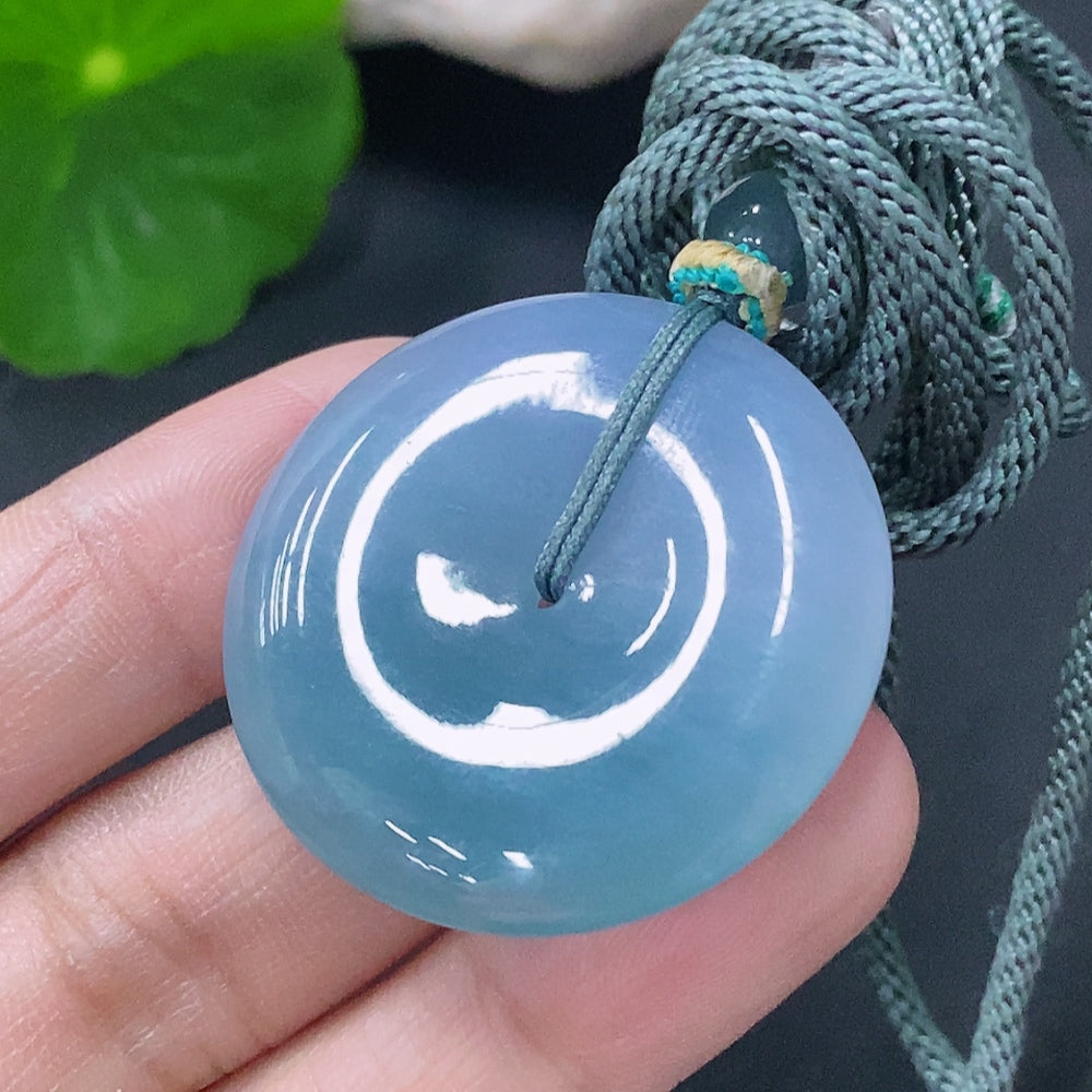 Jadeite Pendant Peace Knot Total Weight: Approx. 15.2g (including rope)