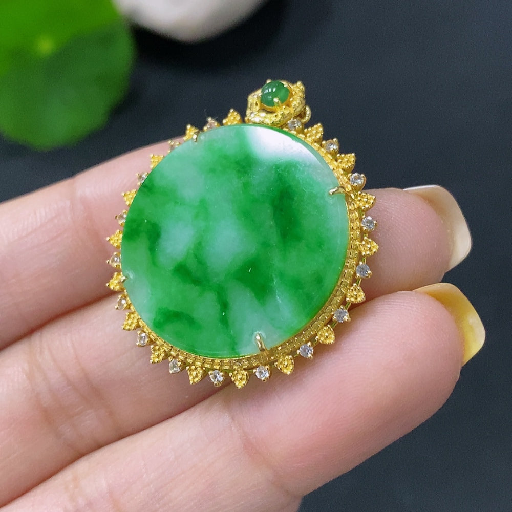 Jadeite Plain Pendant Necklace 18k Total Weight Approx. 3.65g