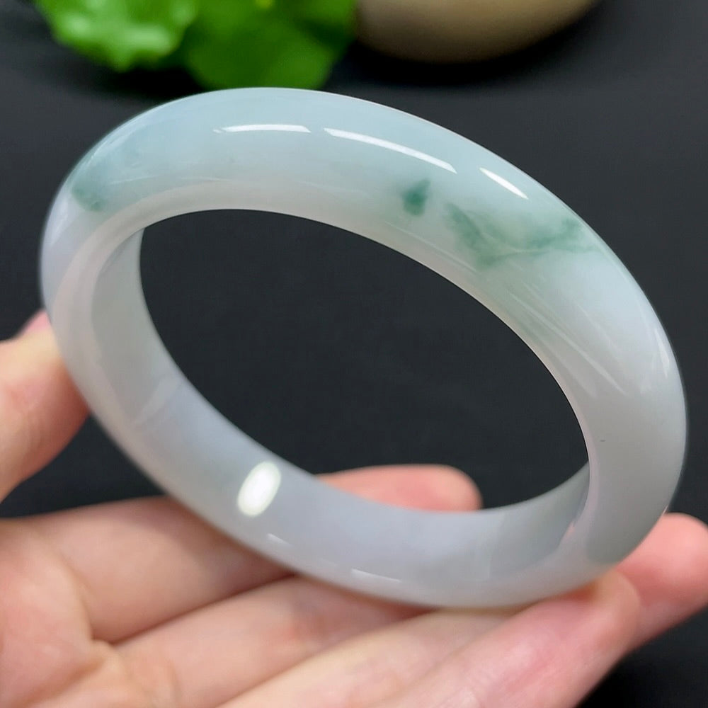 HKHQ Jadeite round bangle in size 57.1 with a weight of 56.21g, showcasing smooth, polished jadeite jewelry.