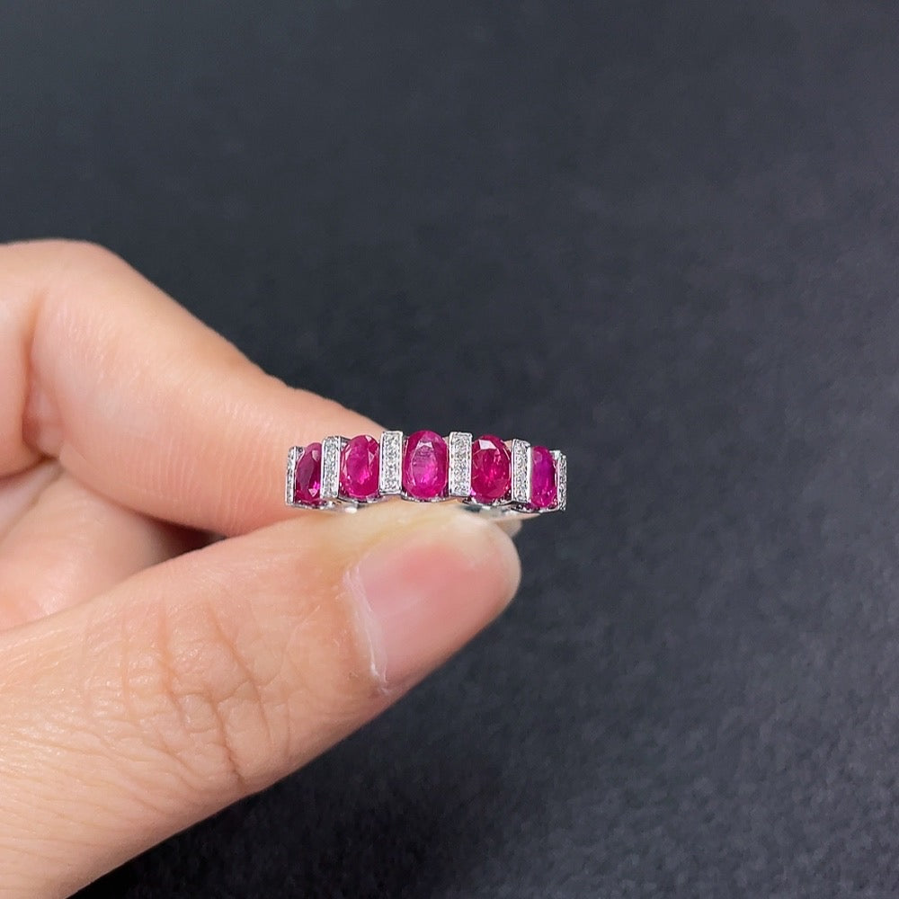 HUILIU HQ ruby ring with 72% gold, set with diamonds, size 16, featuring a vibrant ruby gemstone and sparkling diamond accents.