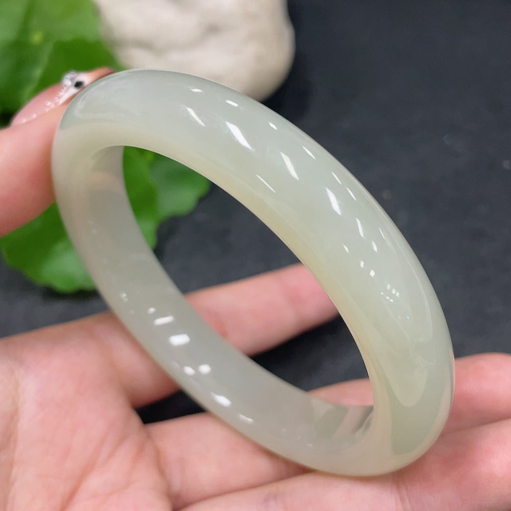 Huiliu HQ Hetian Jade round bracelet, size 58.9, total weight approx. 58.7g, featuring smooth jade beads.