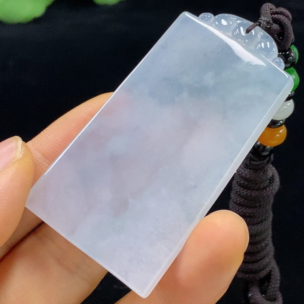 Antique jadeite pendant from HUILIU HQ featuring intricate carved jade design and classic jade jewelry craftsmanship.