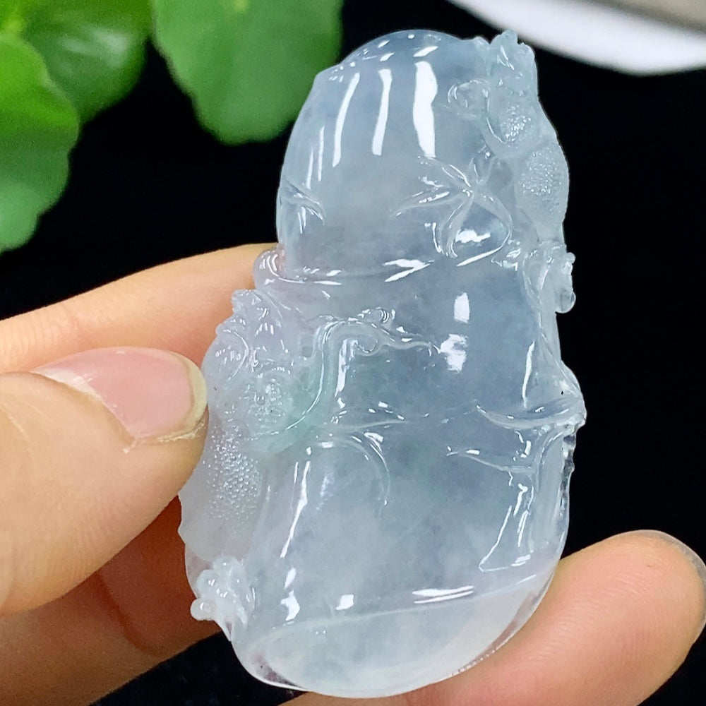 HUILIU HQ Jadeite Bamboo Pendant, natural green jade with carved bamboo design, weighs approximately 25.8g.