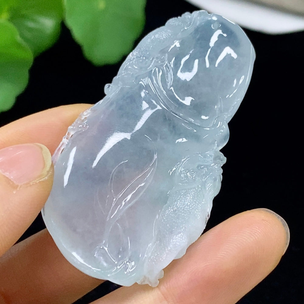 HUILIU HQ jadeite bamboo pendant, natural green jade with carved bamboo design, weighing approximately 25.8g.