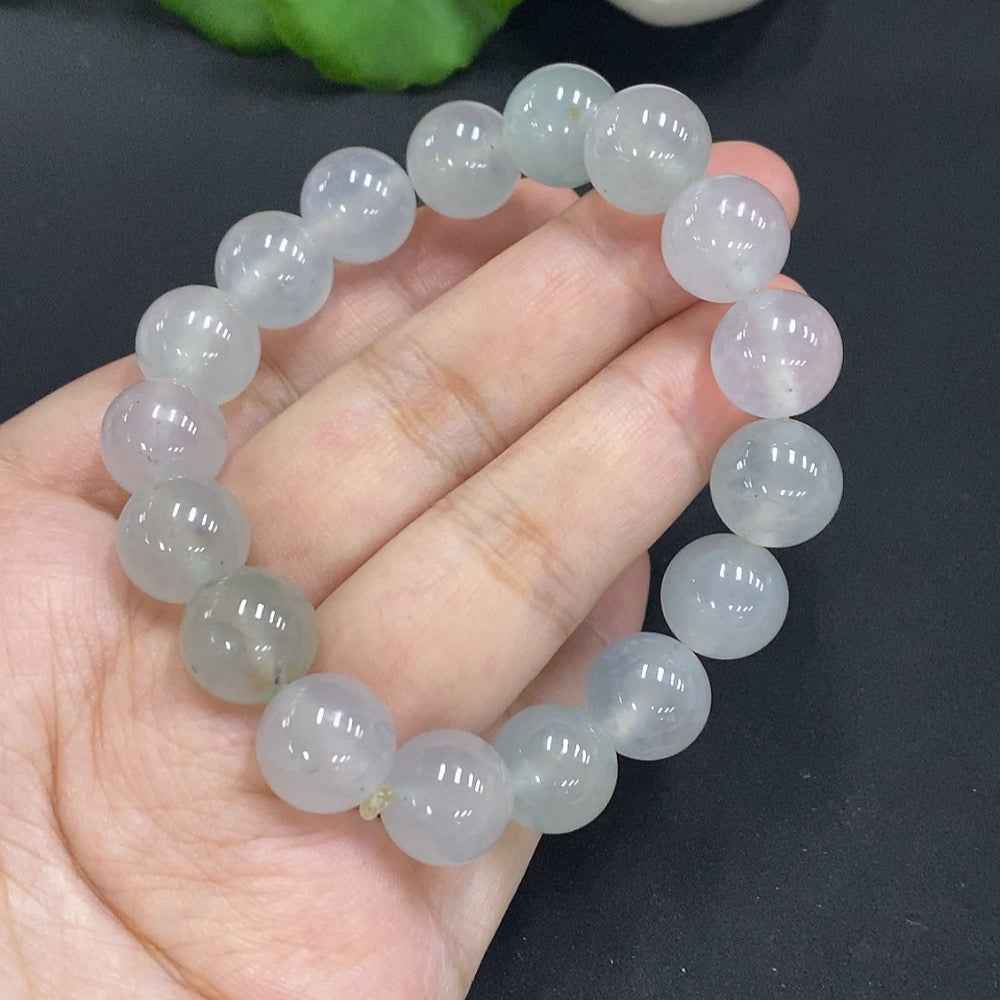 HUILIU HQ jadeite beaded necklace with 11.8mm beads, showcasing smooth, polished green jade beads and a total weight of 50.268g.