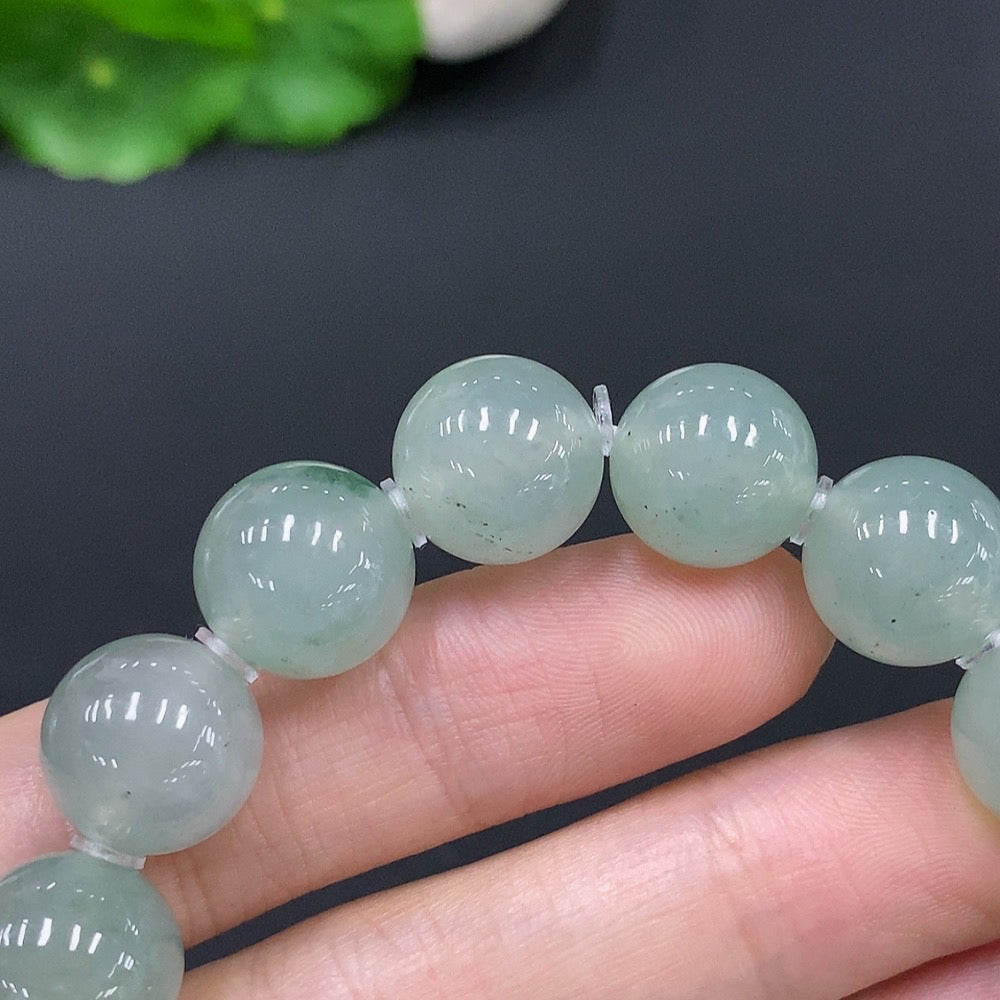 HUILIU HQ jadeite bracelet with 12.5mm beads and 51.2g weight, showcasing smooth, polished green jade stones.