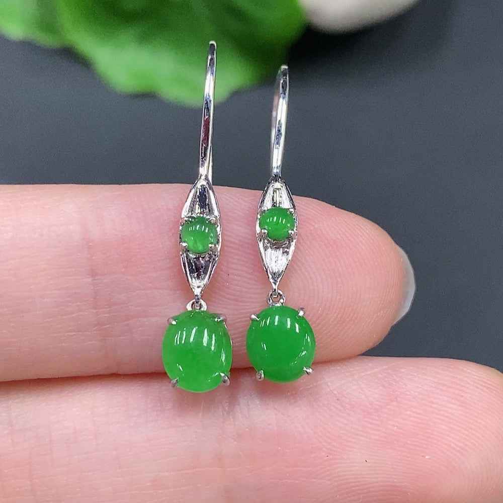 HUILIU HQ jadeite cabochon earrings set in 18K gold, featuring smooth jade stones with gold accents, total weight approx. 1.84g