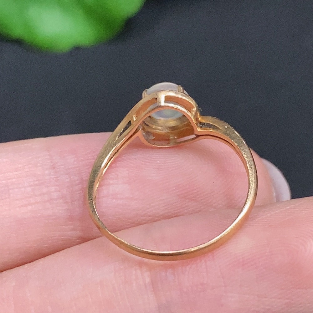 HUILIU HQ Jadeite cabochon ring in 18k gold with diamond accents, size 13, featuring a smooth green jade stone.