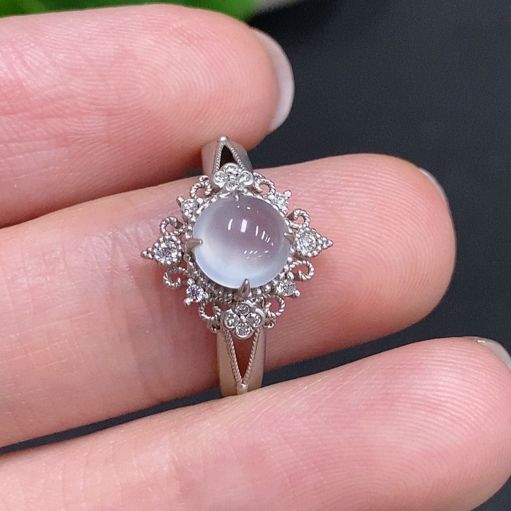 HUILIU HQ jadeite cabochon ring in 18k gold with diamond accents, size 14, approximately 2g.