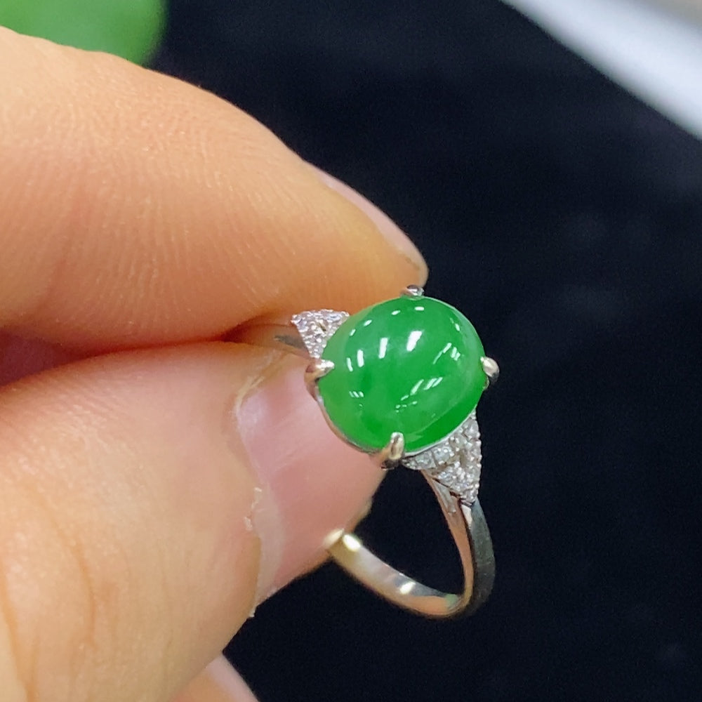 HUILIU HQ Jadeite cabochon ring in 18K gold with diamond accents, size 14, featuring a polished green jade stone.