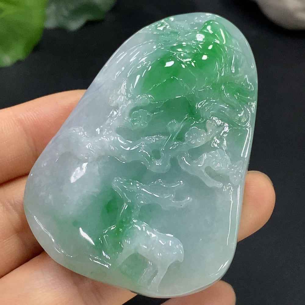 HUILIU HQ jadeite deer pendant, detailed carved jade jewelry, weighs 60.587g, featuring a natural green jadeite deer design
