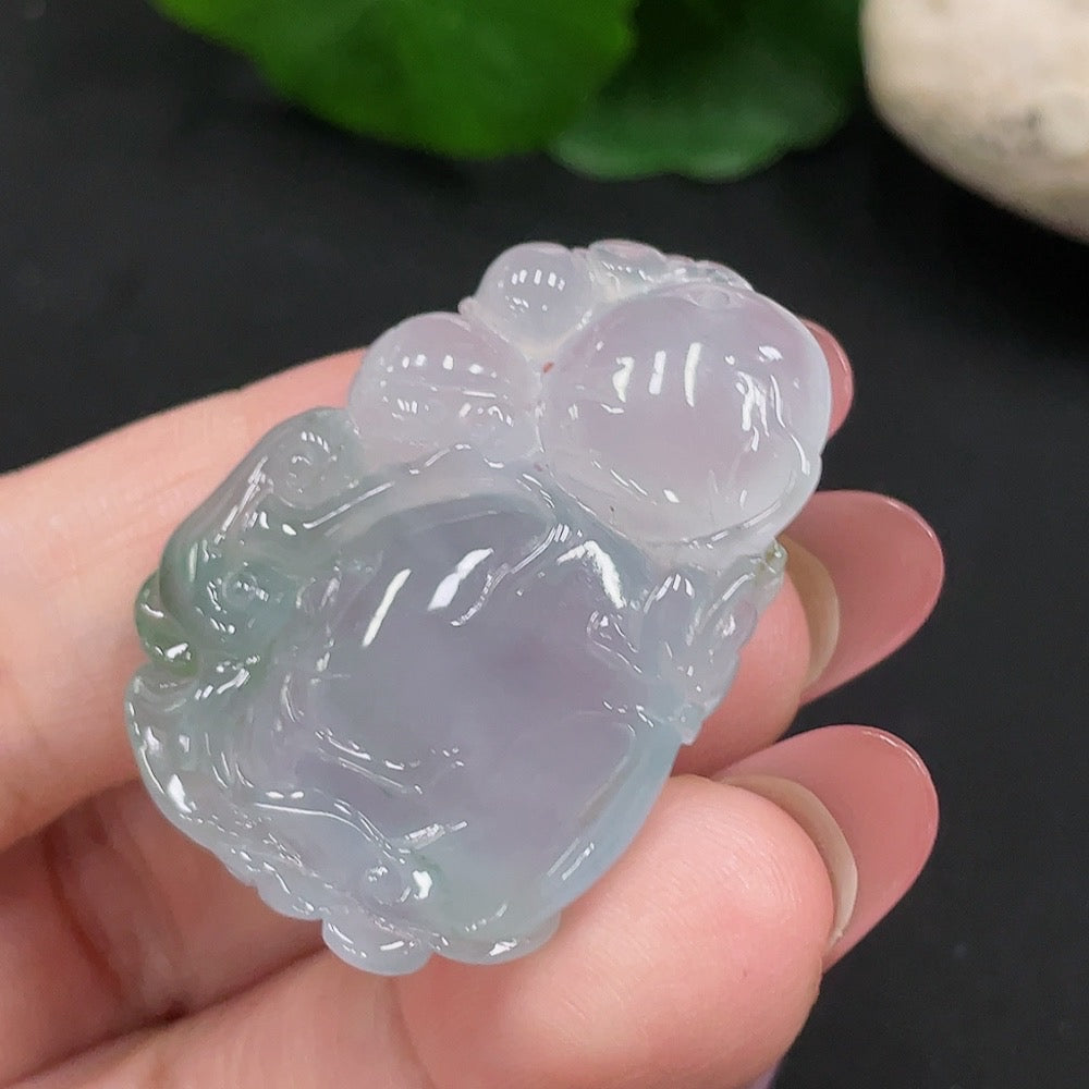 HUILIU HQ jadeite pendant featuring fortune and longevity symbols, weighing approximately 11.6 grams, showcasing intricate jade craftsmanship.