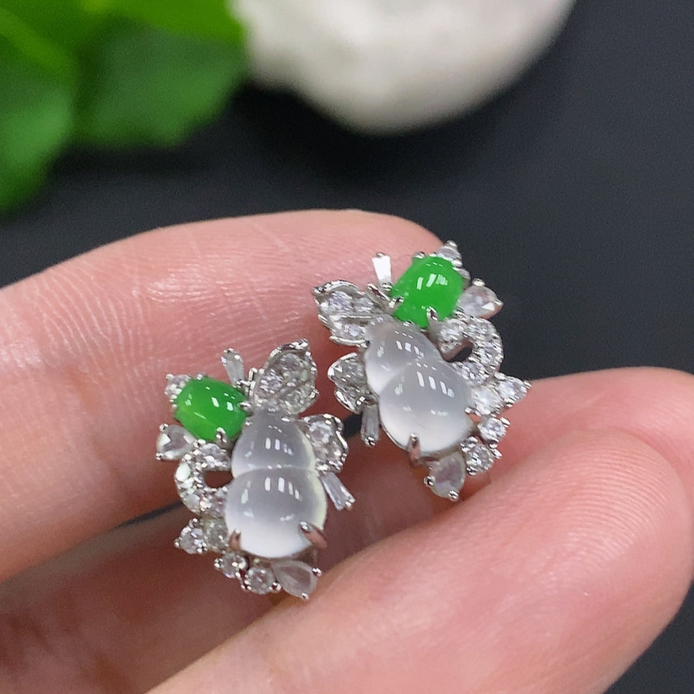 HUILIU HQ jadeite gourd earrings with diamond accents, 18K gold inlaid, delicate jewelry with intricate craftsmanship.